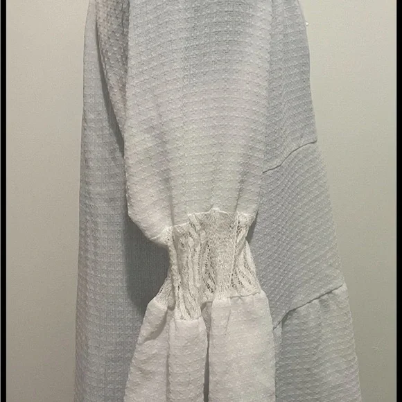 GNW white lace tunic blouse - Picture 2 of 6